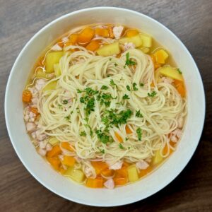 Kana-nuudlisupp 500 kcal