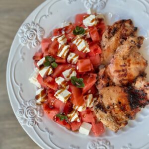 Arbuusi-fetajuustusalat kanasašlõkiga 500 kcal